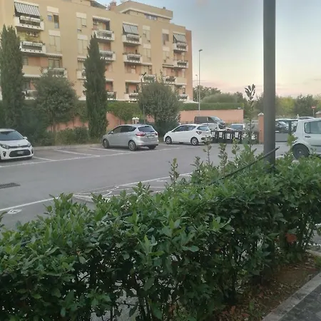Casa Vacanza Aurora 招待所